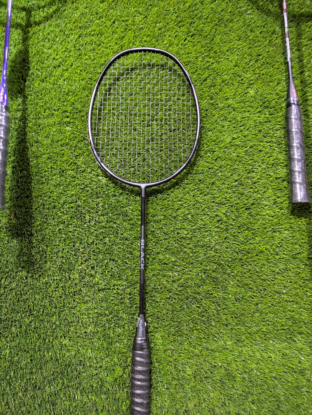 Picture of MAXBOLT BLACK With String Badminton Racket Bat (Korea Imported) - Sports & Fitness