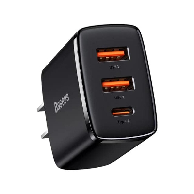 Picture of Bases Compact Quick Charger 2U+C 30W Type C PD Fast Charging 3 Ports USB