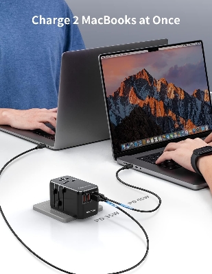 Picture of Momax 1-World UA10 100W GaN 4 ports + AC Travel Adapter