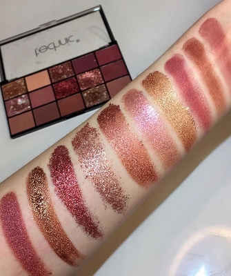 Picture of Technic Invite Only 15 Color Eyeshadow Palette - Invite Only