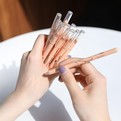 Picture of Menow Wonder Pencil eyeliner (kajal) - Neutral