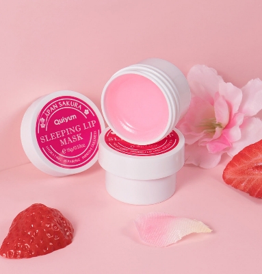 Picture of Quiyum Strawberry Sleeping Lip Mask - 15g