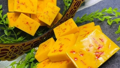 Picture of Hand Made Original Saffron Goat Milk Soap 100gram