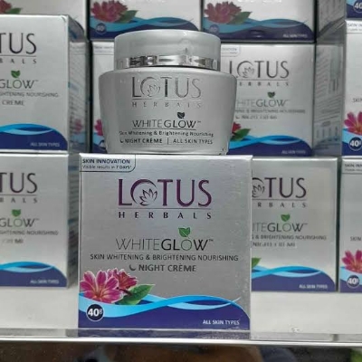 Picture of Lotus White Glow Night Creme- 40gm