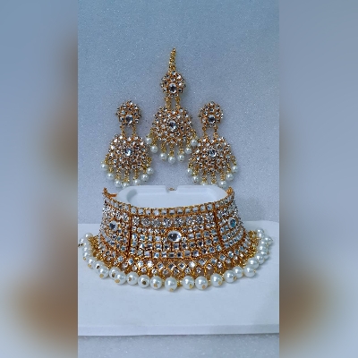 Picture of Beautiful Choker Necklace ,Traditional Fashion Wedding/Party Bridal Choker Necklace Earrings & Tikli. Jewellery Set For Women.