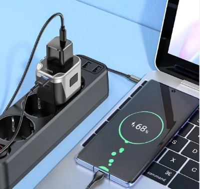 Picture of HOCO AC5 2USB + 1 Socket Universal Charger Adapter