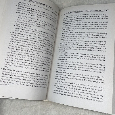 Picture of Everybody Writes: Your Go-To Guide to Creating Ridiculously Good Content