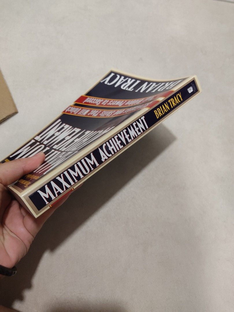Picture of Maximum Achievement: Strategies and Skills that Will Unlock Your Hidden Powers to Succeed