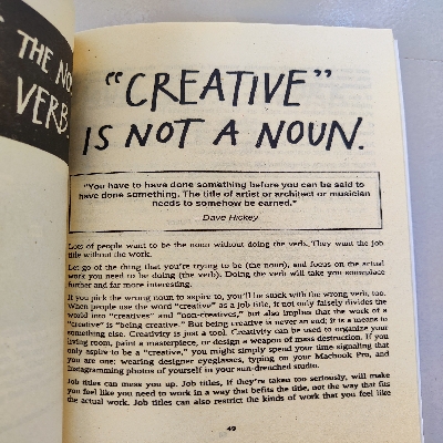 Picture of Keep Going: 10 Ways to Stay Creative in Good Times and Bad (Austin Kleon)