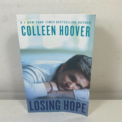 Picture of Losing Hope: A Novel by Colleen Hoover