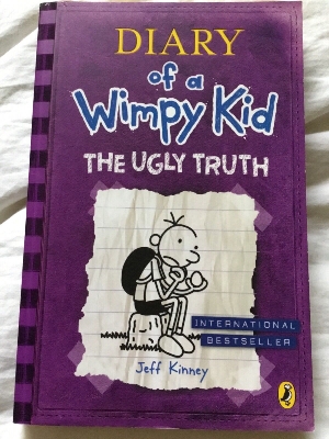 Picture of Ugly Truth (Diary of a Wimpy Kid) Paperback