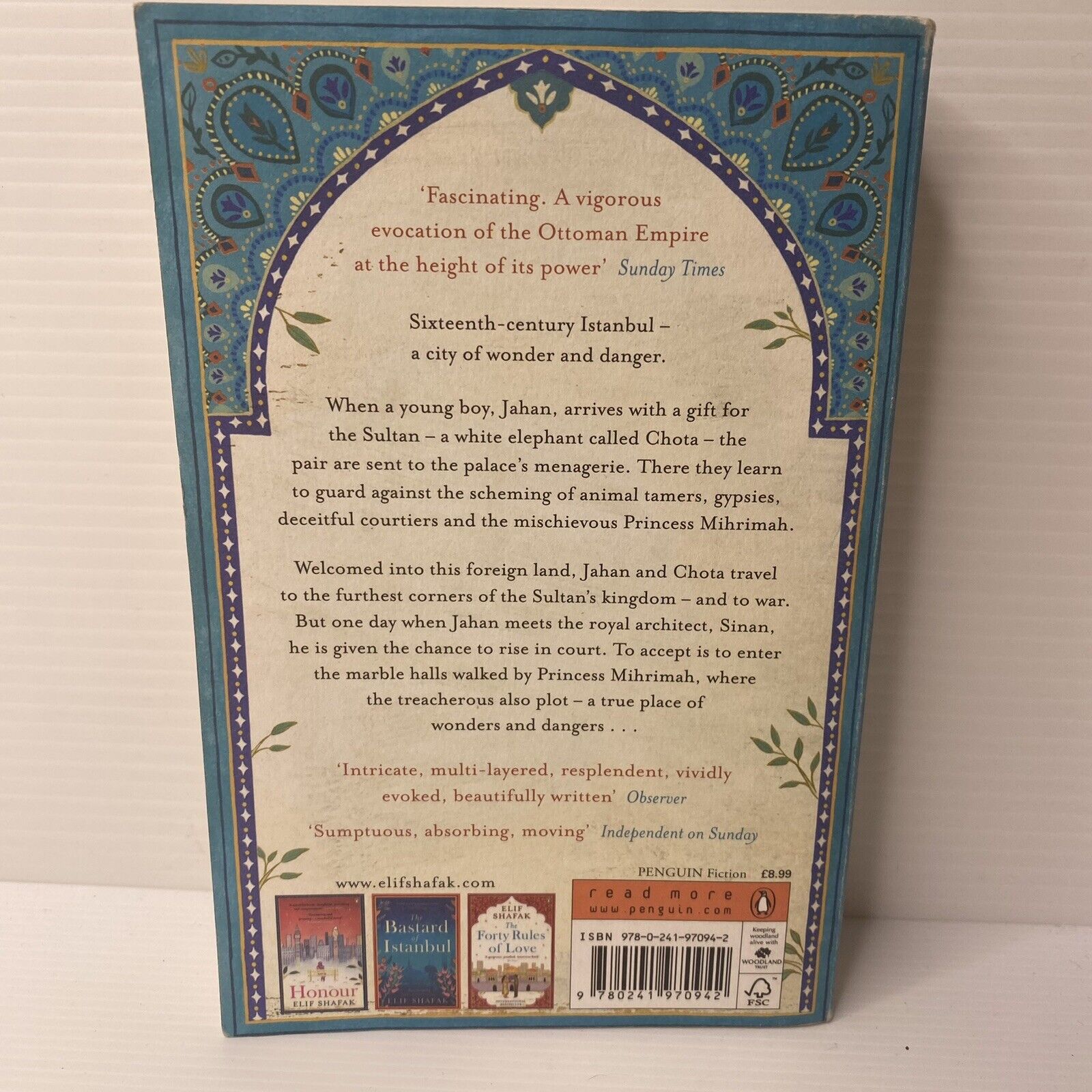 Picture of The Architect's Apprentice Novel by Elif Shafak