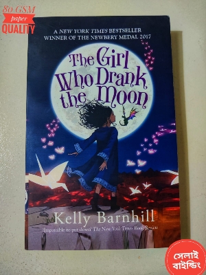Picture of The Girl Who Drank the Moon(Winner of the 2017 Newbery Medal)