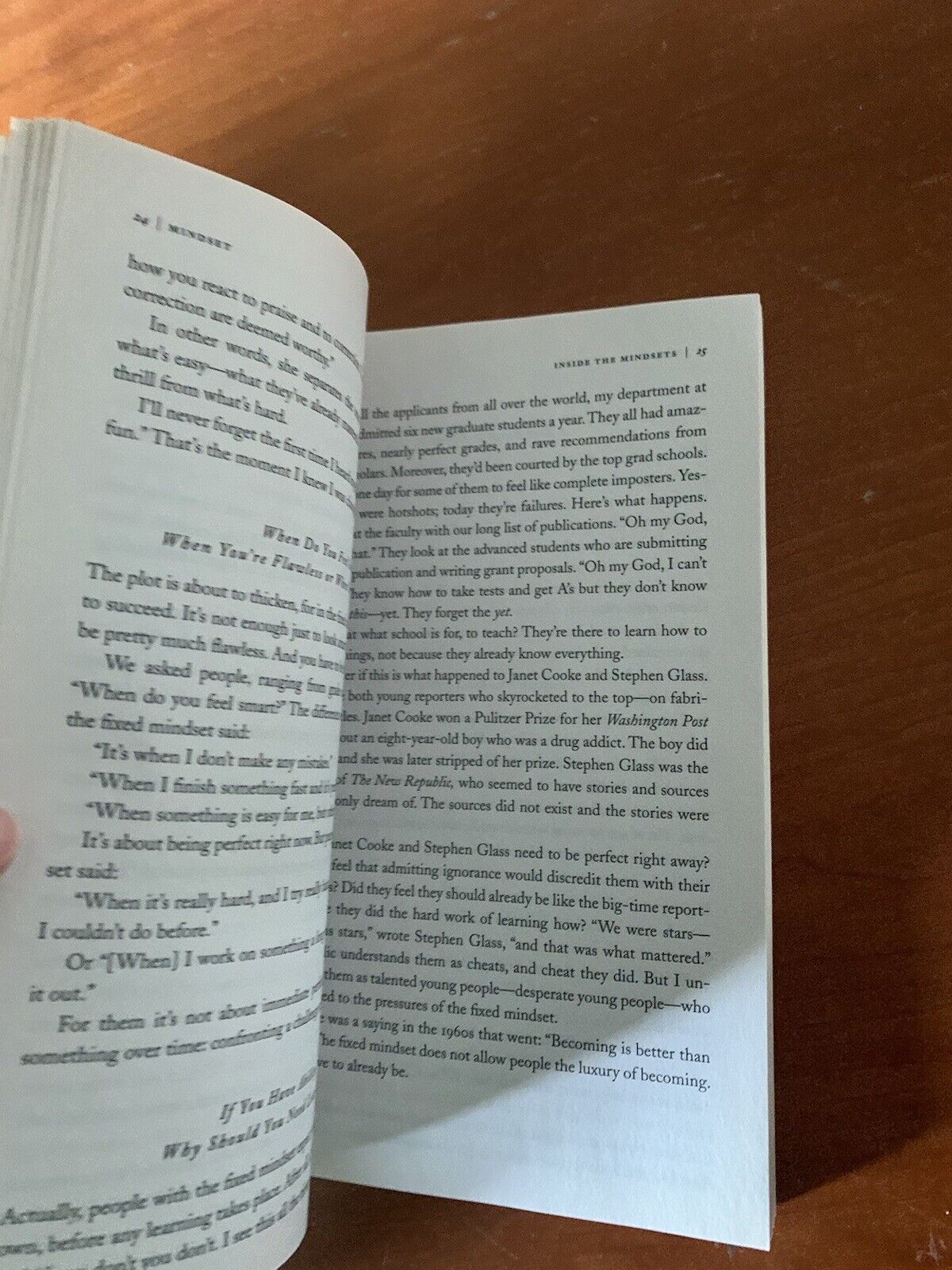 Picture of Mindset: The New Psychology of Success by Carol S. S. Dweck