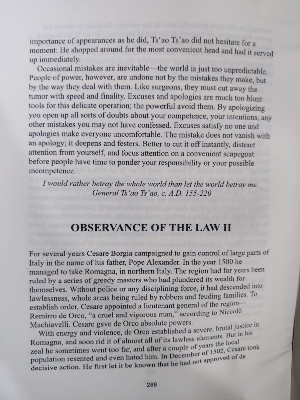 Picture of The 48 Laws of Power by Robert Greene - Paperback