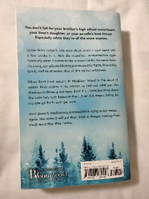 Picture of Forever Never by Lucy Score -Paperback