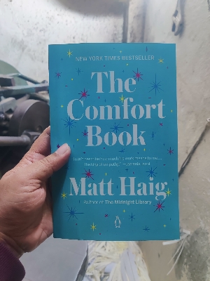 Picture of The Comfort Book by Matt Haig (Paperback)