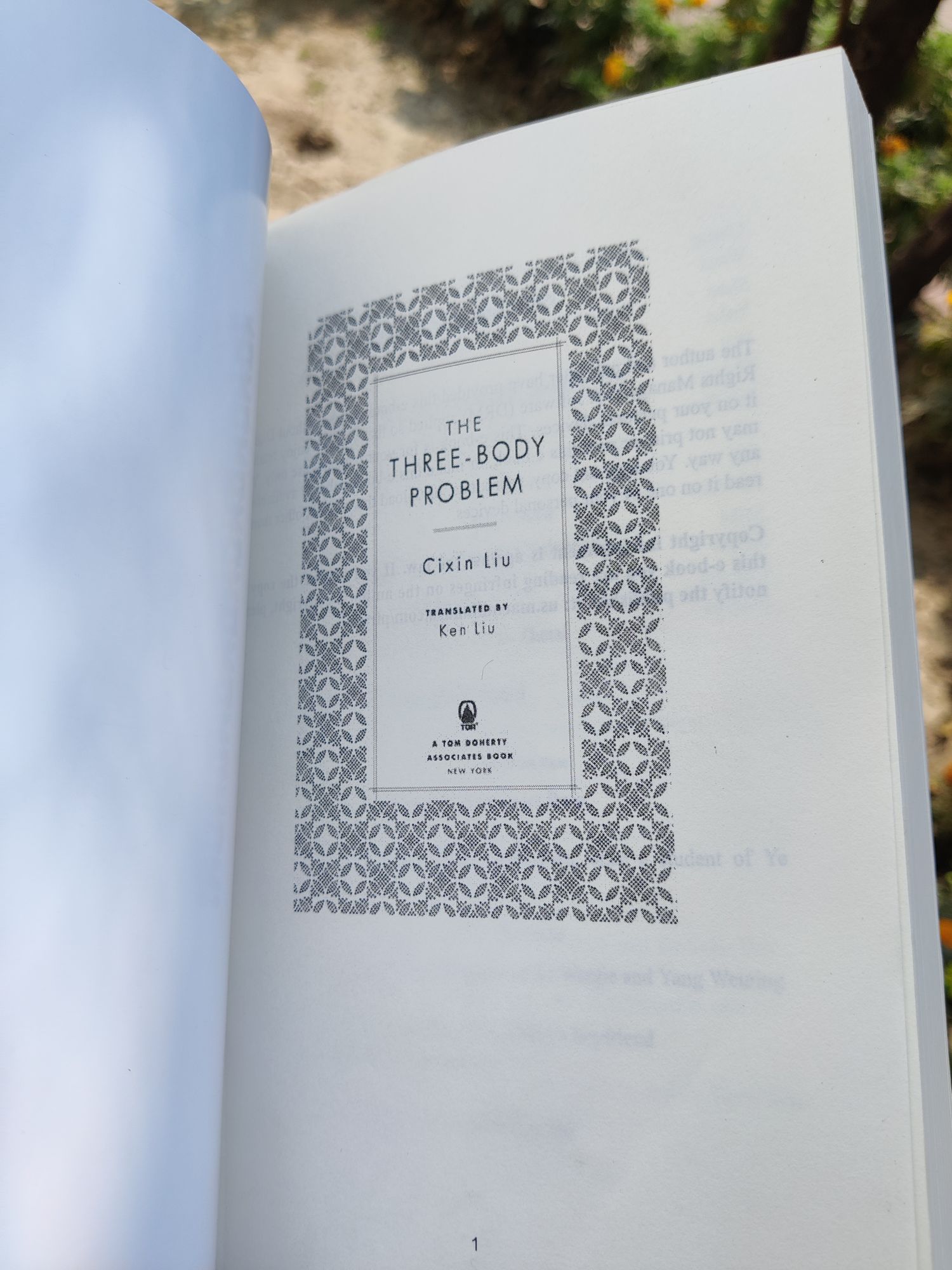 Picture of The Three-Body Problem (The Three-Body Problem Series,1) by by Cixin Liu (Translator Joel Martinsen)- Paperback