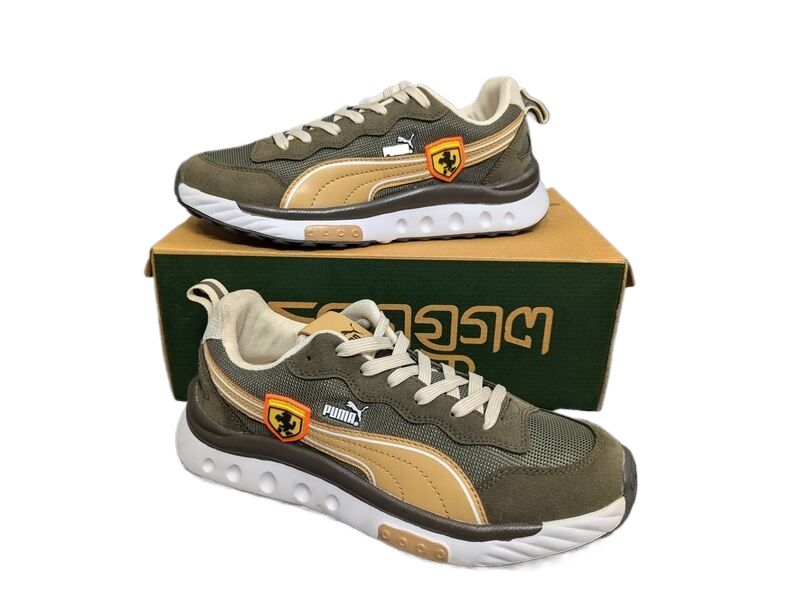 Picture of Sneakers for men China | Olive sneakers shoes for men new collection 2024 | shoes for men new collection 2024 - Walking converse shoes for men and women