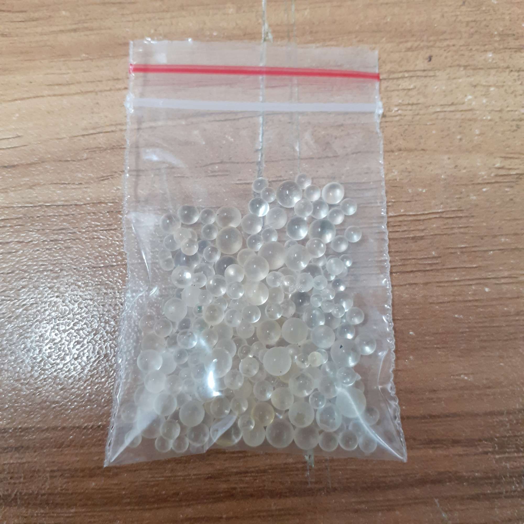 Picture of Magic Balls- water color or transparent color ( 100 Pieces)