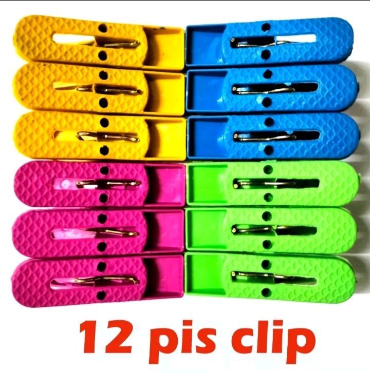Picture of 1 dozen or 12 pieces cloths hanging dry clips