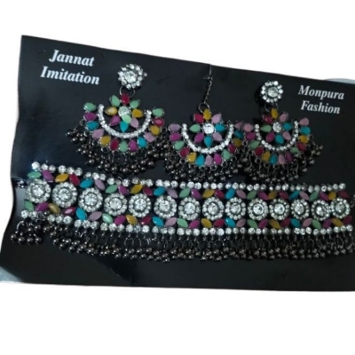 Picture of Parti Necklace set with Earrings and Tickli