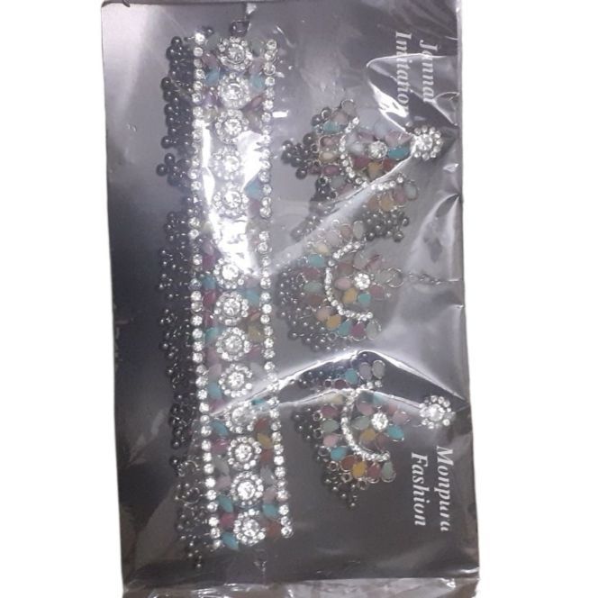 Picture of Parti Necklace set with Earrings and Tickli