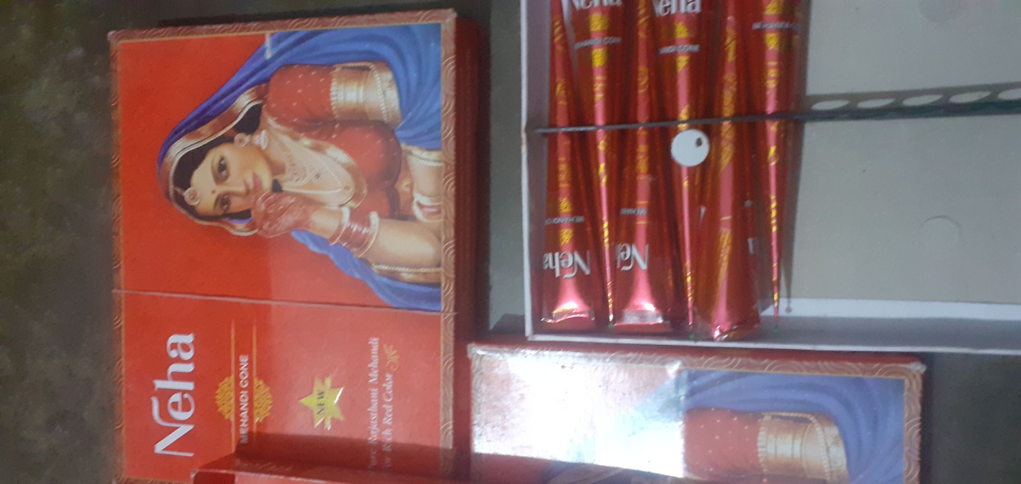 Picture of 4 Pieces Neha Cone Mehedi