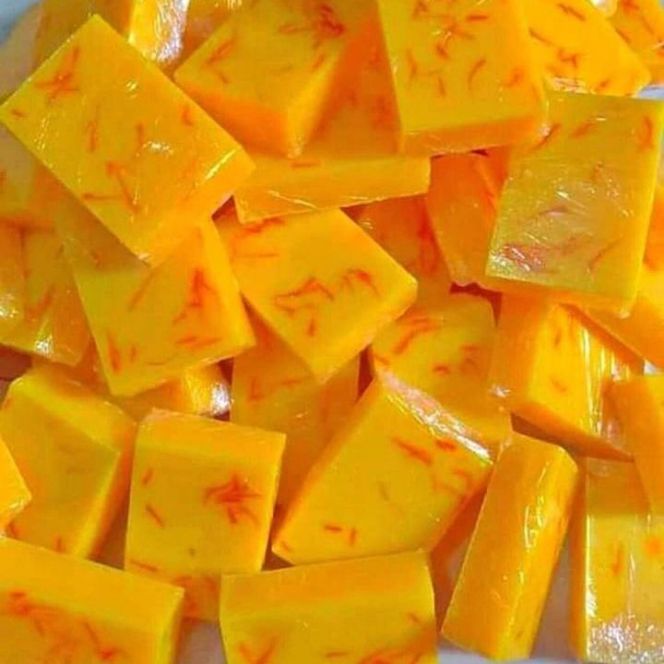 Picture of 1 Piece Real Saffran Goatmilk Bar Soap  - 90 gram (1 piece)