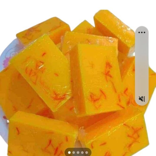 Picture of 1 Piece Real Saffran Goatmilk Bar Soap  - 90 gram (1 piece)