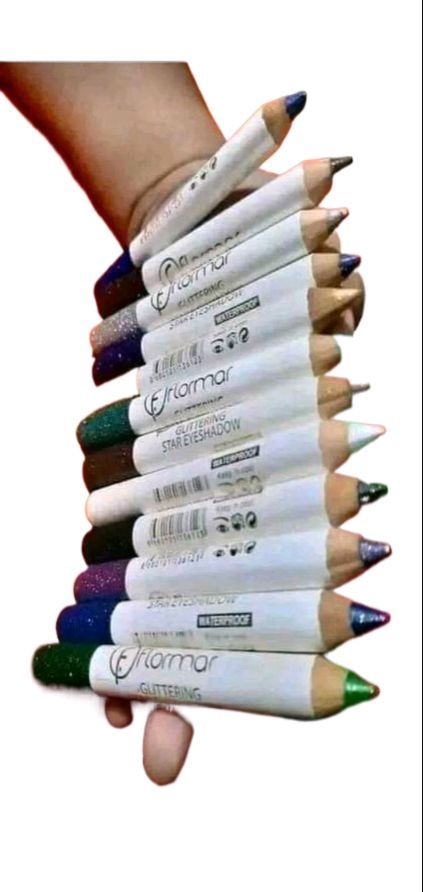 Picture of 12 in 1 Set Multi color Glitter Eyeshadows - 12 pieces