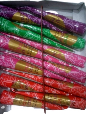 Picture of Al Hena Classic Fast Color Mehedi Box - 12 pieces