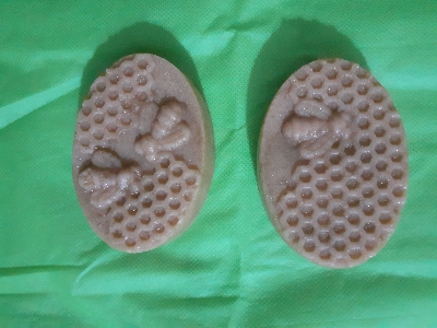 Picture of Handmade Chondon and Honey Soap Bar - 100 grm (1 piece)