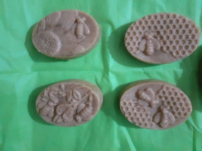 Picture of Handmade Chondon and Honey Soap Bar - 100 grm (1 piece)