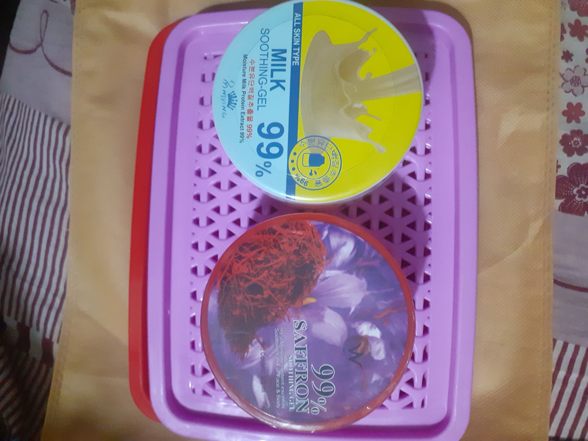 Picture of 99% Milk Soothing gel and Safran Soothing gel (300 ml)combo pack