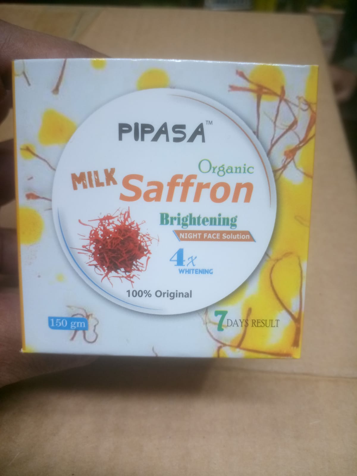 Picture of Pipasa Milk Saffron Whitening Night Face Solution (150 g)