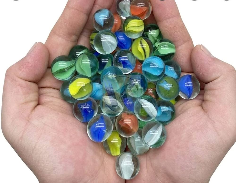 Picture of 100 pieces Marbles for decorating or for play