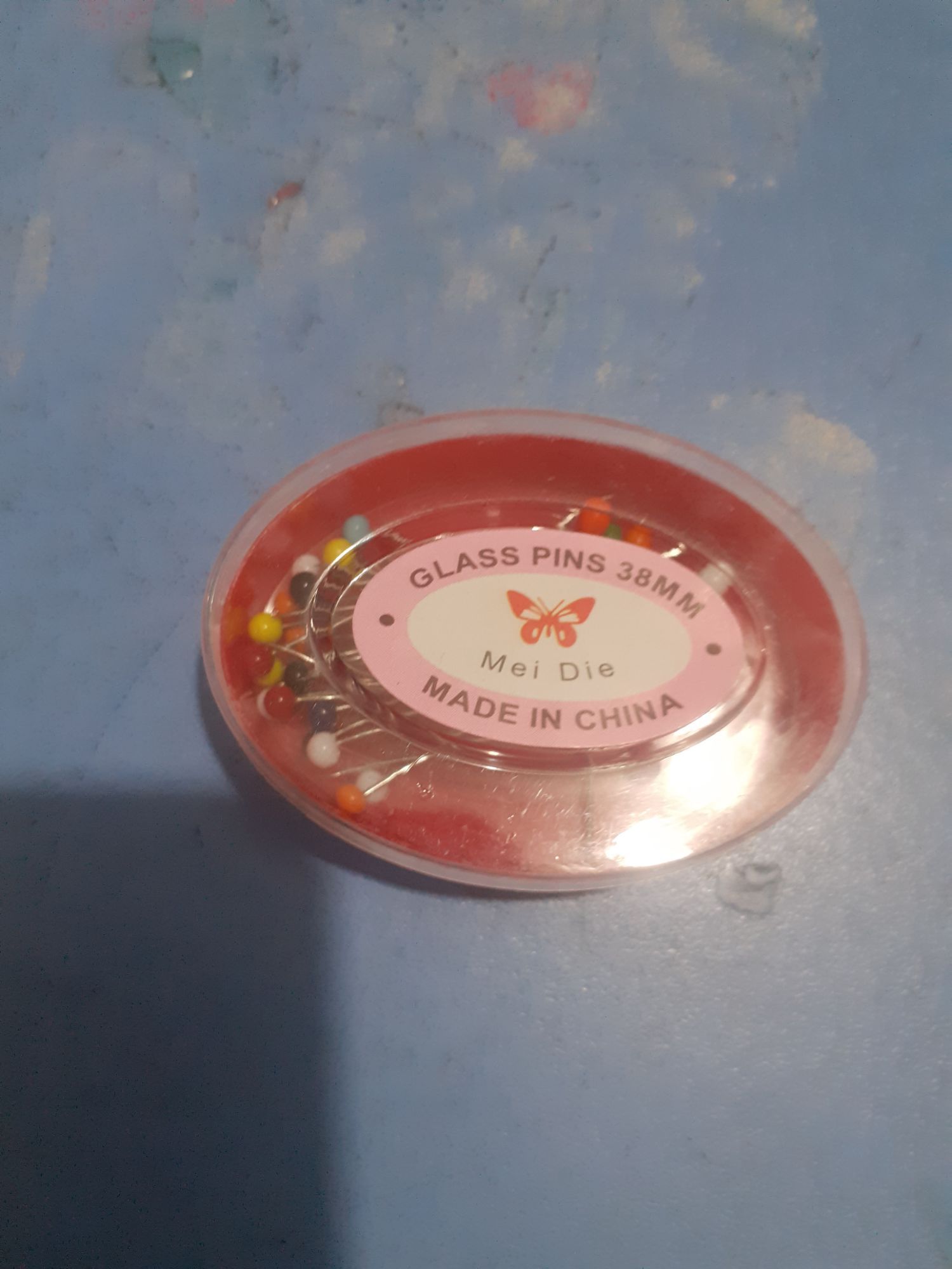 Picture of Glass Pins 38 mm (25 pieces) with cute box