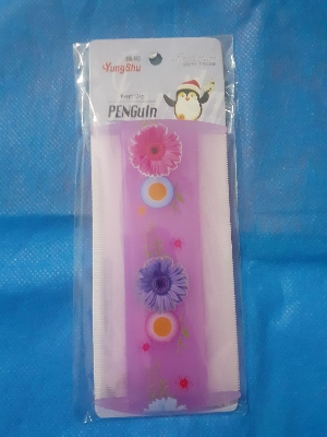 Picture of 3 Pieces Yangshu Penguin Dual Sided Hair Combs (3 Pieces)