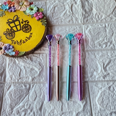 Picture of 4 Pieces Exclusive Diamond Pens (4 Pieces)