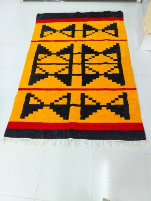 হ্যান্ডমেড শতরঞ্জি!