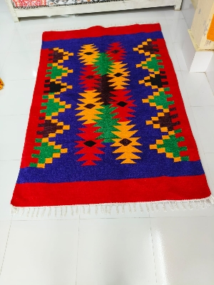 হ্যান্ডমেড শতরঞ্জি!