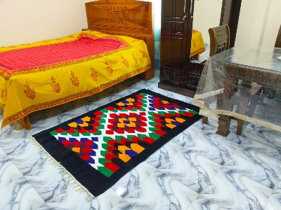 হ্যান্ডমেড শতরঞ্জি!