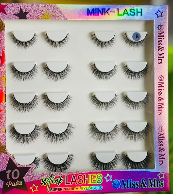 Picture of Miss & Mrs Wink Lashes are super natural mink eyelashes