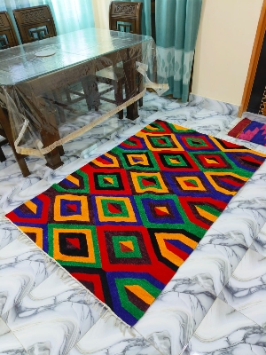 হ্যান্ডমেড শতরঞ্জি!