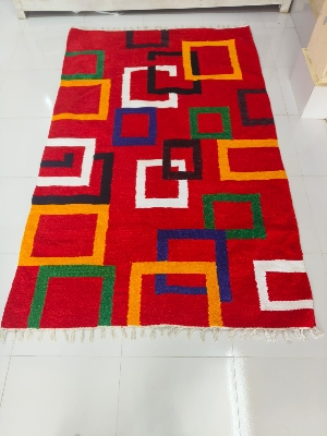 হ্যান্ডমেড শতরঞ্জি!