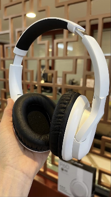 Picture of ASHATA Huntbird P60 Wireless Gaming Headset