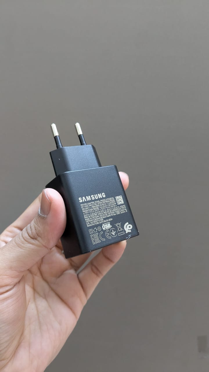 Picture of Samsung 45w PD Power Adapter with Type-C Cable 2 Pin (EP-T4510)