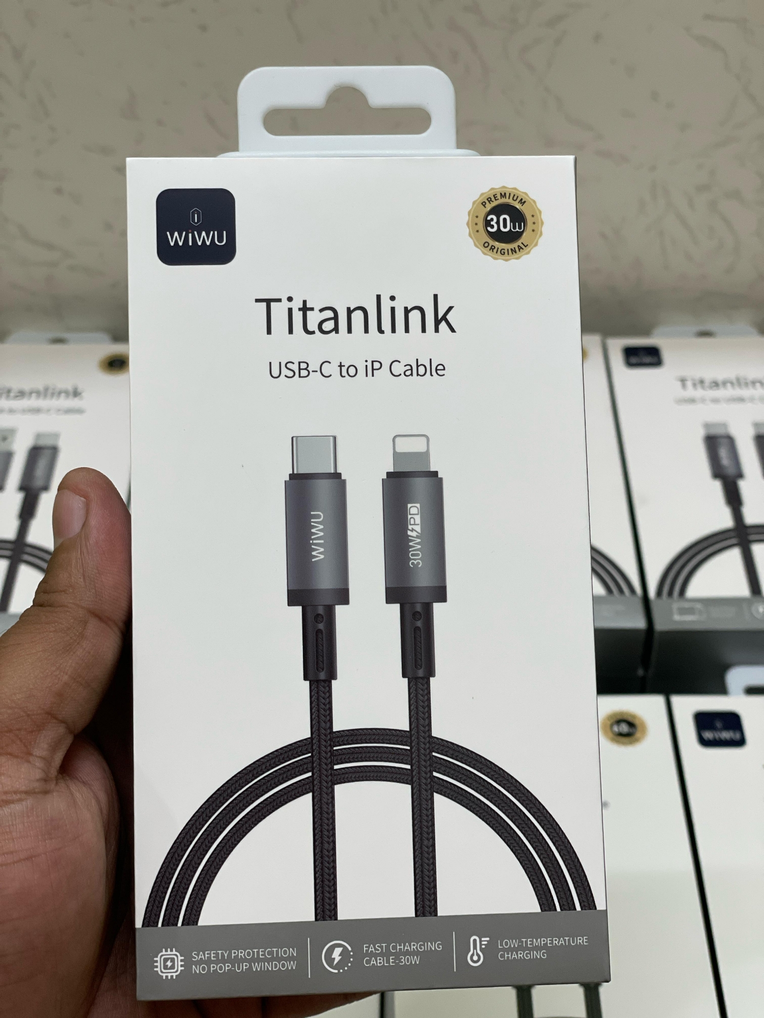 Picture of WiWU 1M Aluminum alloy Nylon braided TITAN LINK Series Charging Cable with 30W USB-C to Lightining #Wi-C056
