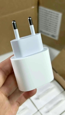 Picture of Apple 20W USB-C Power Adapter (A2347) EU
